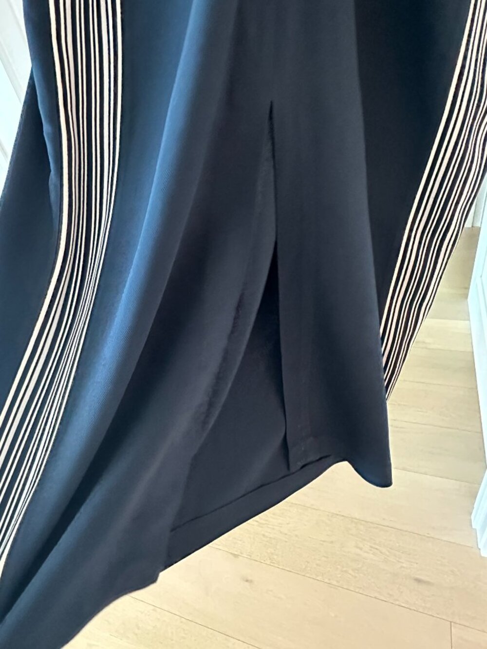 REISS Side Stripe Tie Front Midi Dress in Navy - Picture 6 of 6